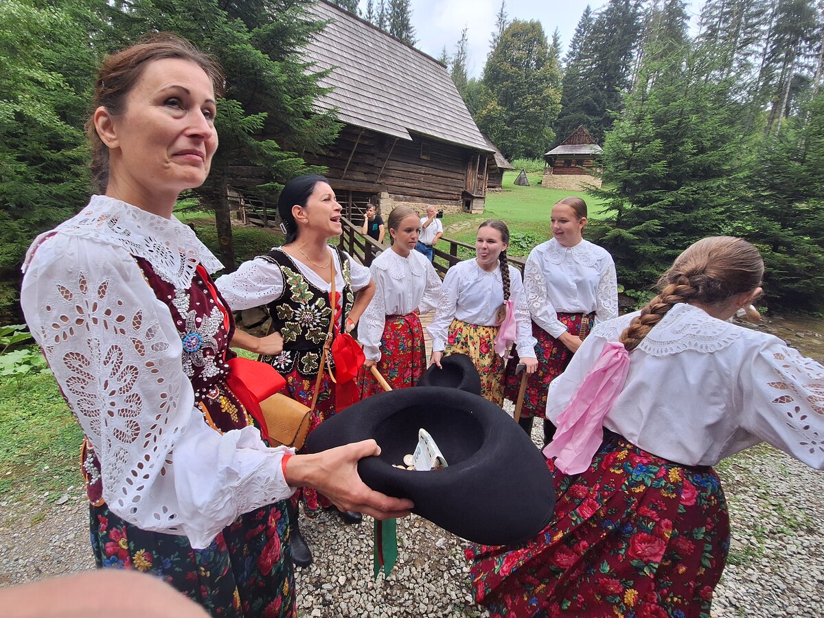 Jánošík Ondráš folk fest vystúpenie 12