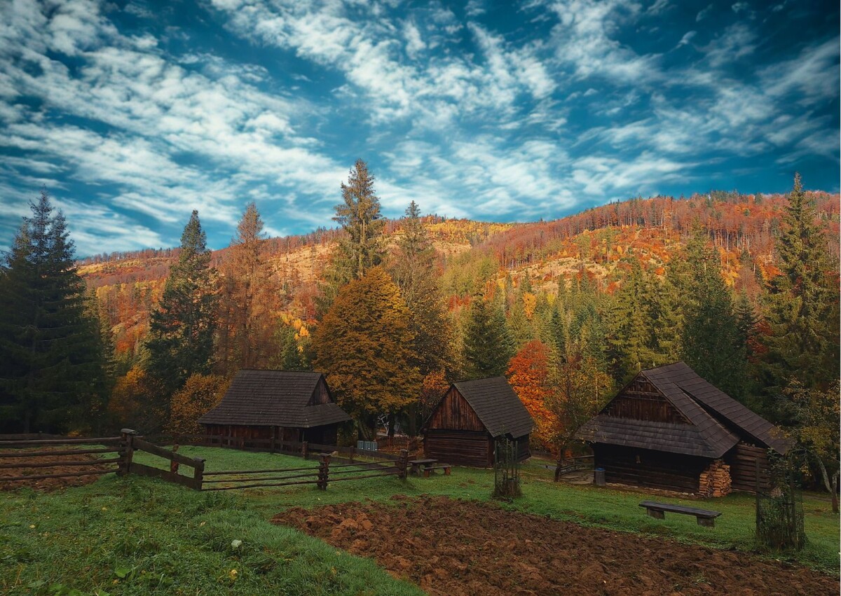 skanzen jeseň