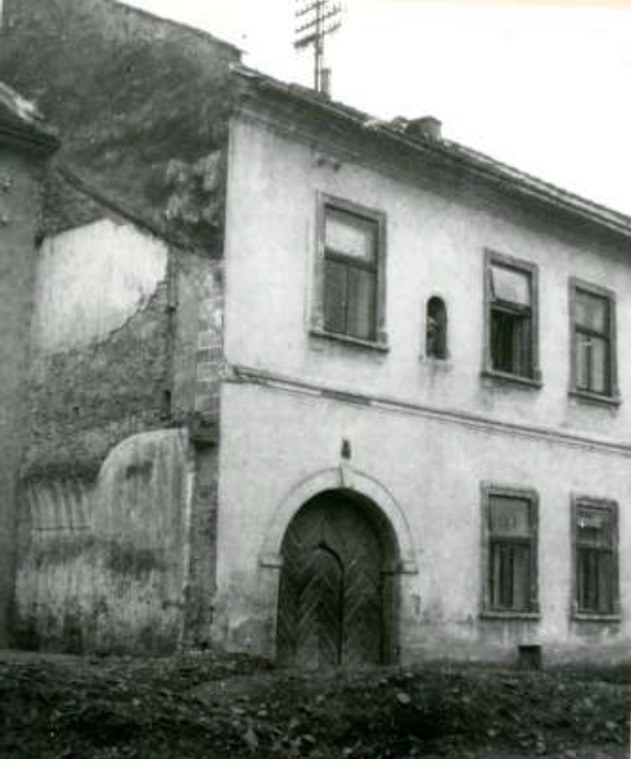 dom č.p. 195 v roku 1953 po asanácii susedného domu. zdroj KPÚ Žilina